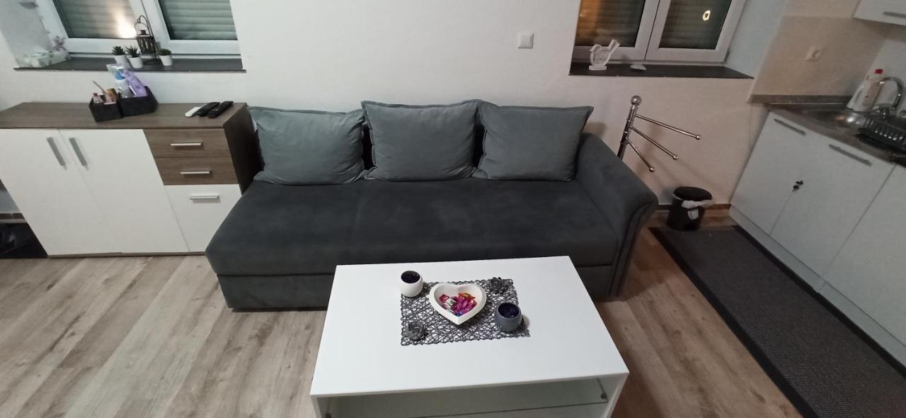 יאיצי Helly'S Apartman - Self Check-In - מראה חיצוני תמונה